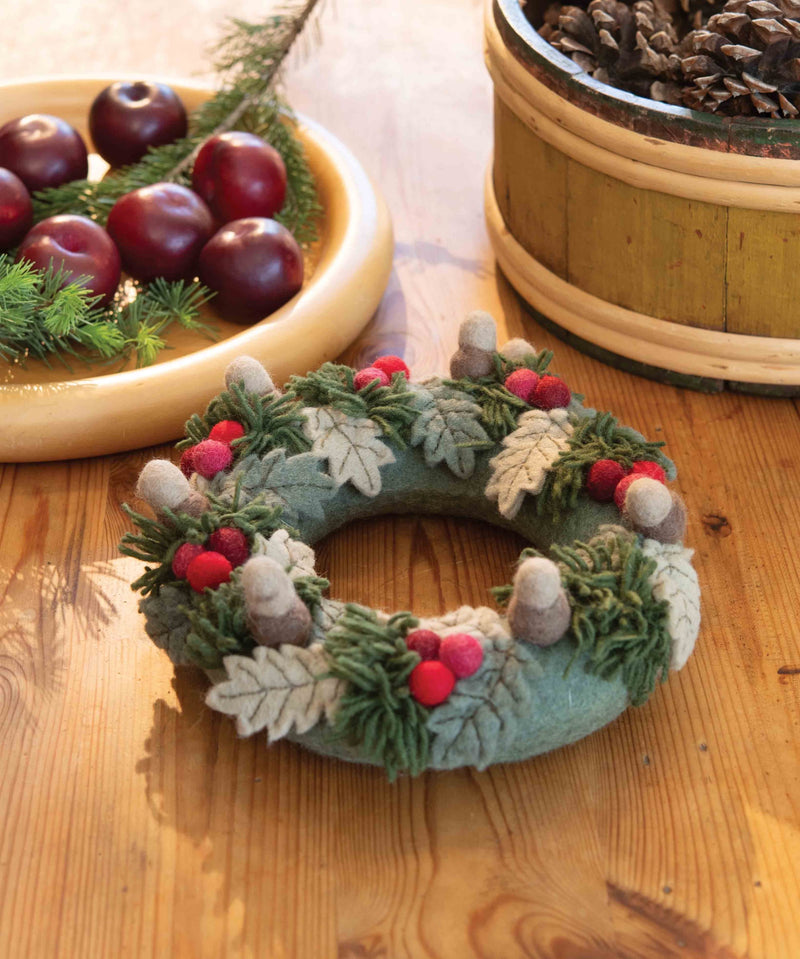 Felt Christmas Wreath with Berries
