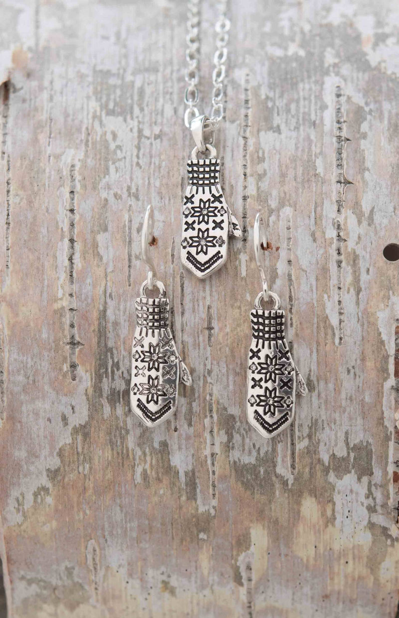 3078